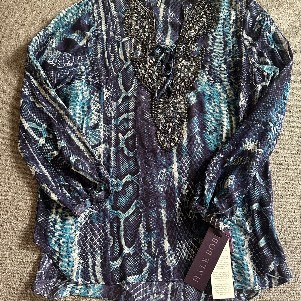 💯 SILK NWT Hale Bob Blue Snake Print Blouse
